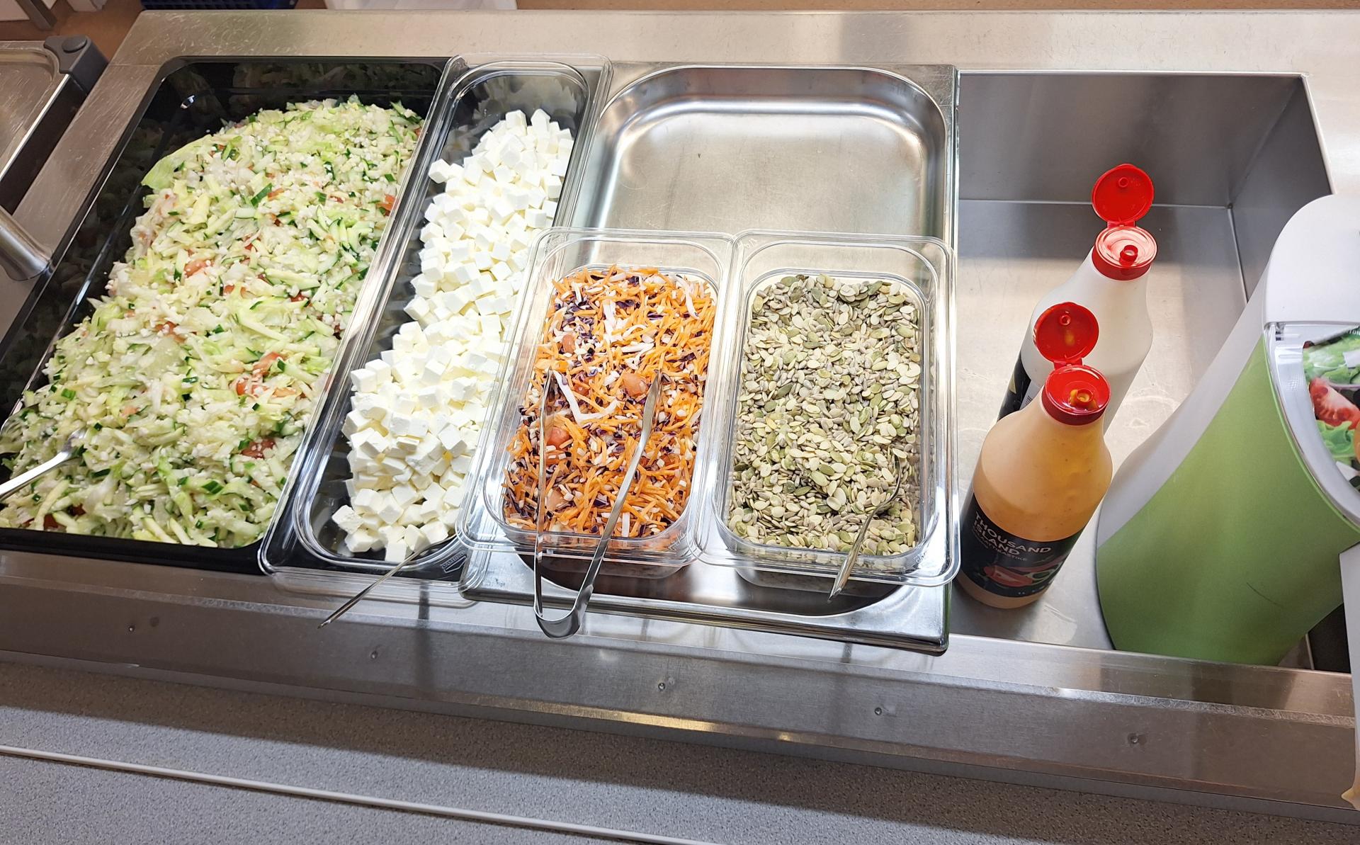 Ammattikeittiöiden luomutiimi kasvoi jälleen. Oripään kunnan ruokapalvelut liittyivät Portaat luomuun -ohjelmaan 30.10.2025. 